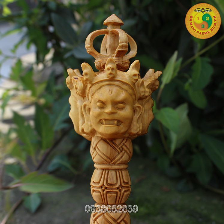 Chùy Phổ Ba Kim Cang bằng gỗ